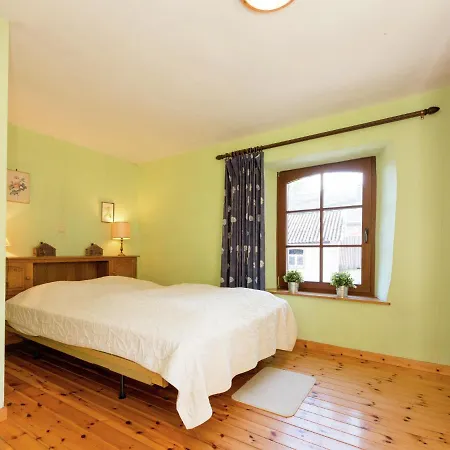 Holiday home Spacious Holiday Home In Vielsalm With Garden *